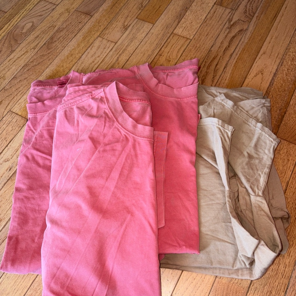 Men’s bundle Sz extra large t shirts very thick material excellent